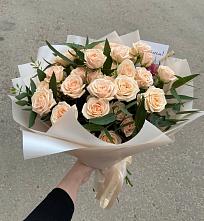 Букет Кремовые розы Латте в Иркутске
