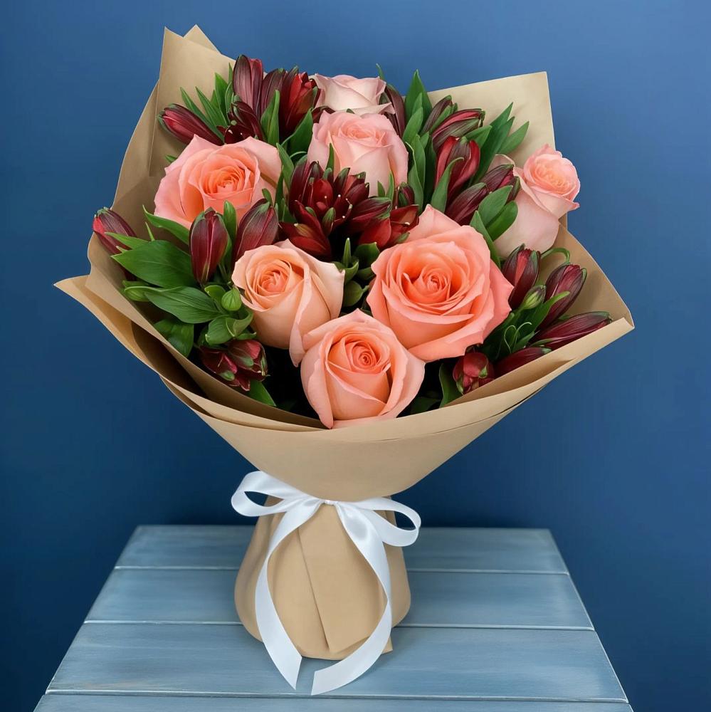 Букет цветов из: Розы и Альстромерии в Иркутске