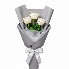 Букет 3 белые розы в Иркутске