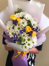 Букет цветов из:  Ирисы, Хризантемы и Розы #REPLACE_PRED# Иркутске