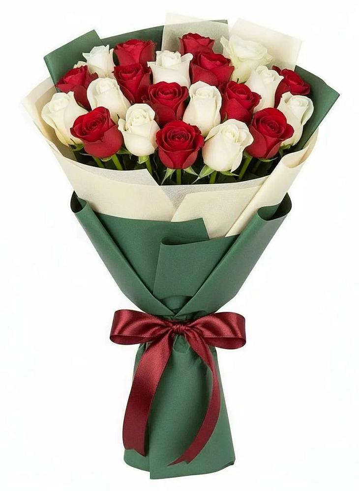 Букет Микс из красных и белых роз в Иркутске