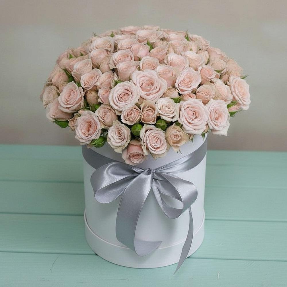 Цветочная композиция из Розы в шляпной коробке в Иркутске